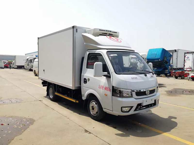 东风途逸冷藏车（3.5米）
